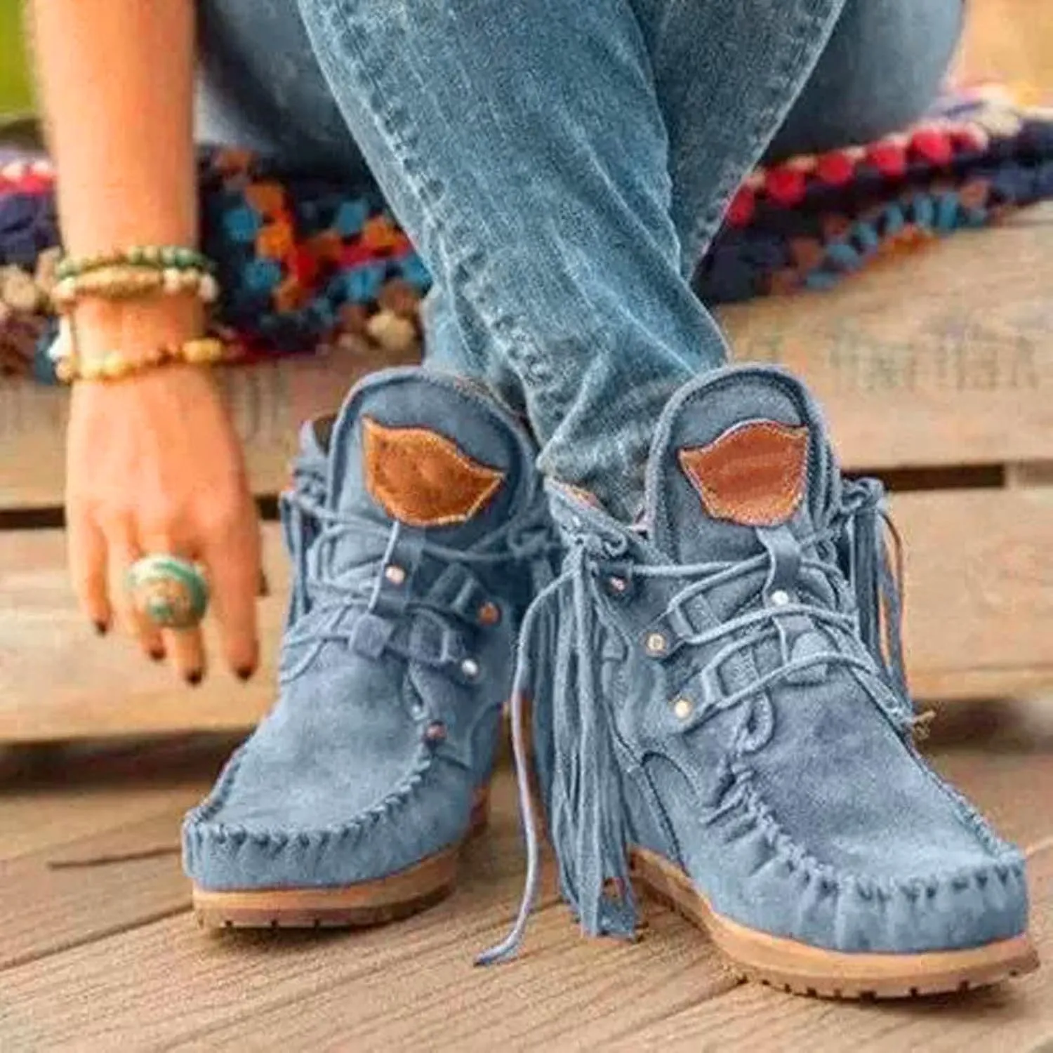 Ctreela Western Cowgirl Boot Retro Round Toe Fringe Casual Booties Tassel Cowboy Ankle Boots Faux Suede Lace up Flat Shoes
