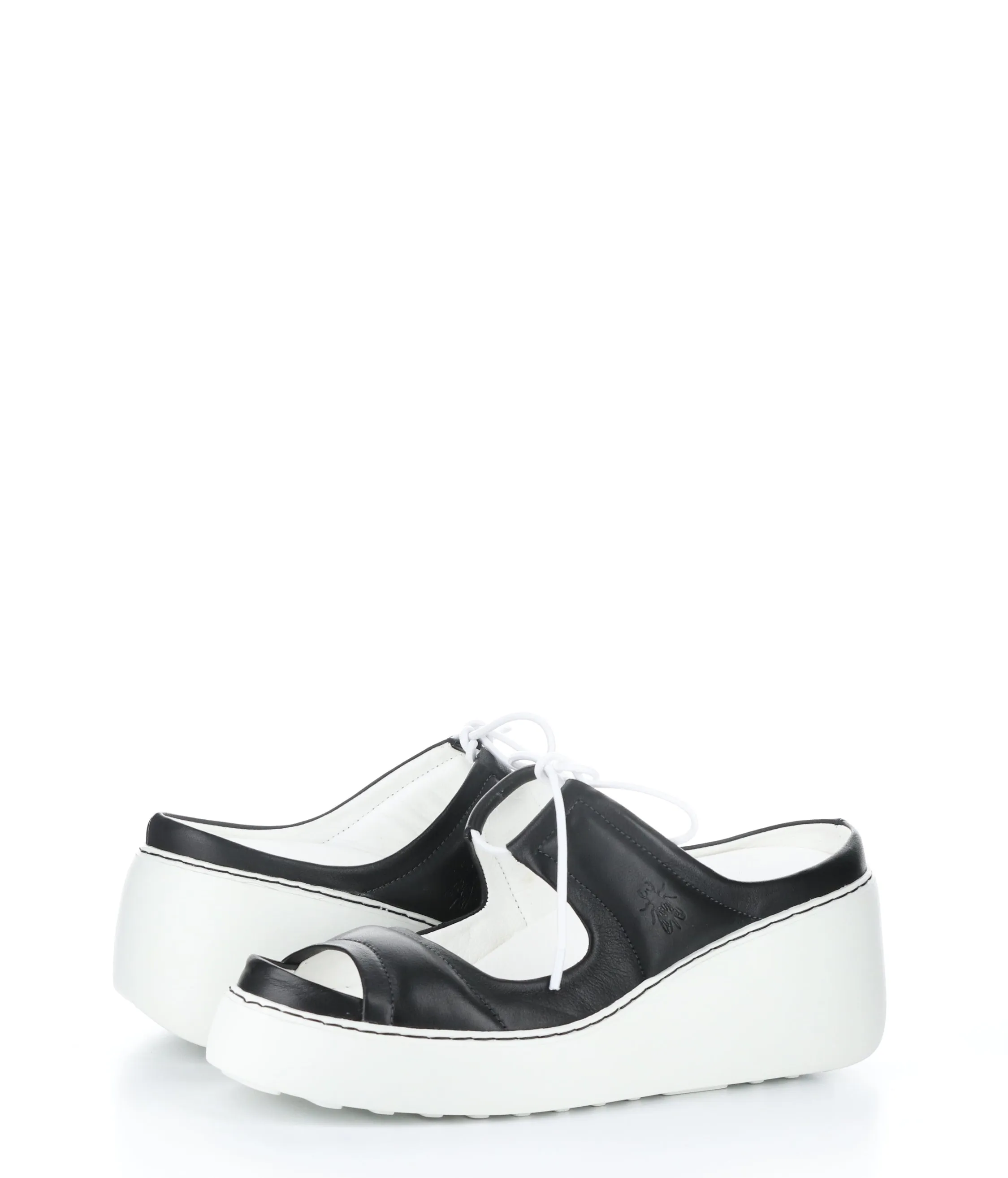 DARE520FLY BLACK Round Toe Shoes