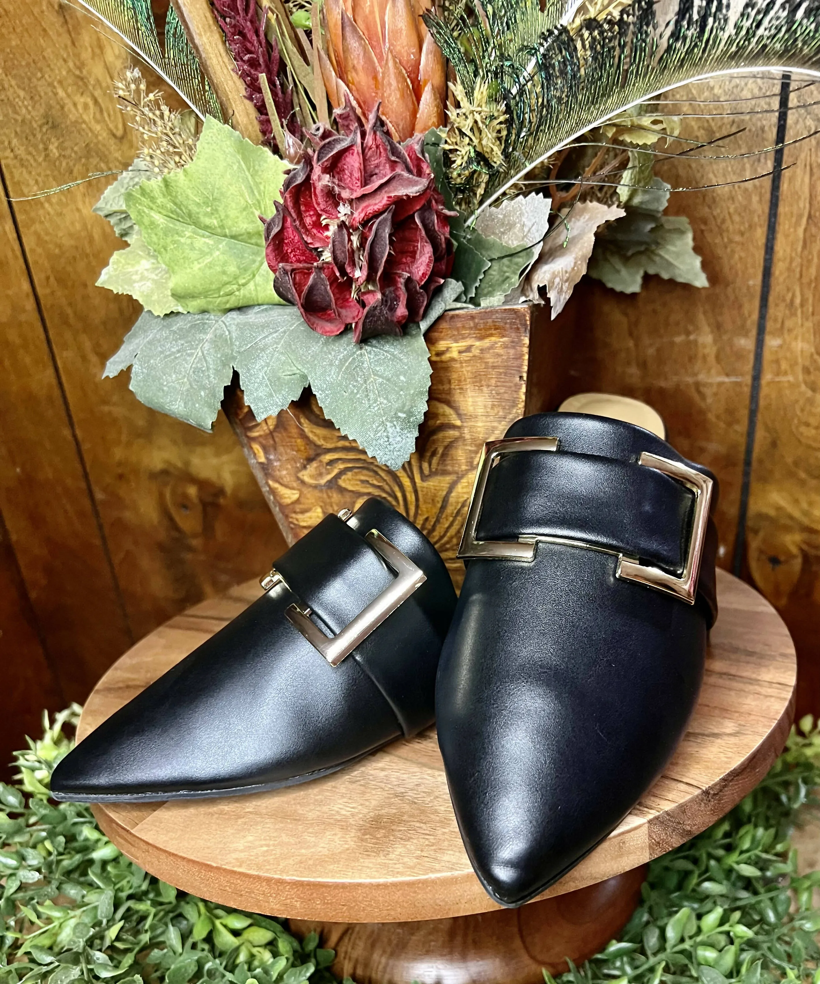 Gracie Swirl Black Flats