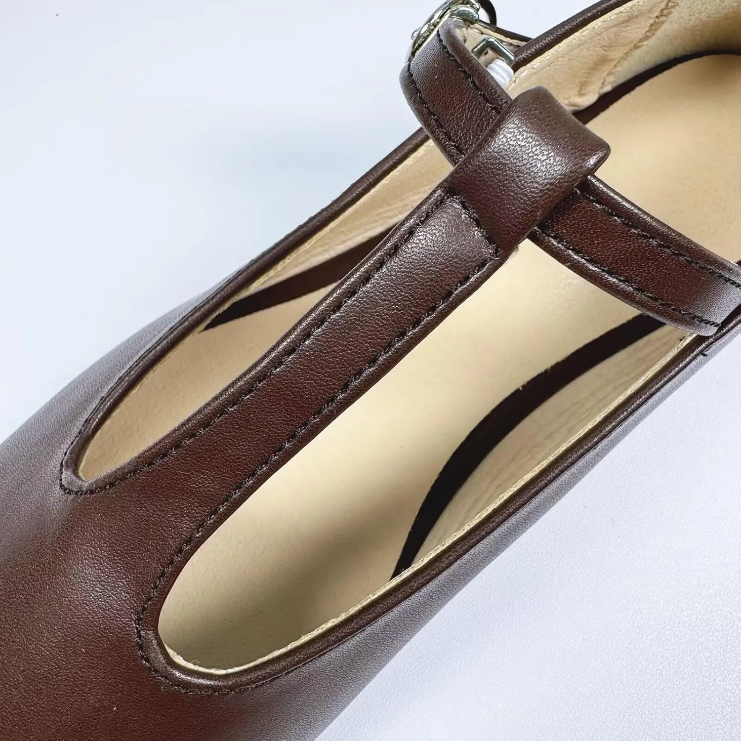 INEELUYI Women's PU Leather Mary Janes Flats Shoes T-Strap Buckle Round Toe Flats Shoes Casual Dressy Ballerina Shoes