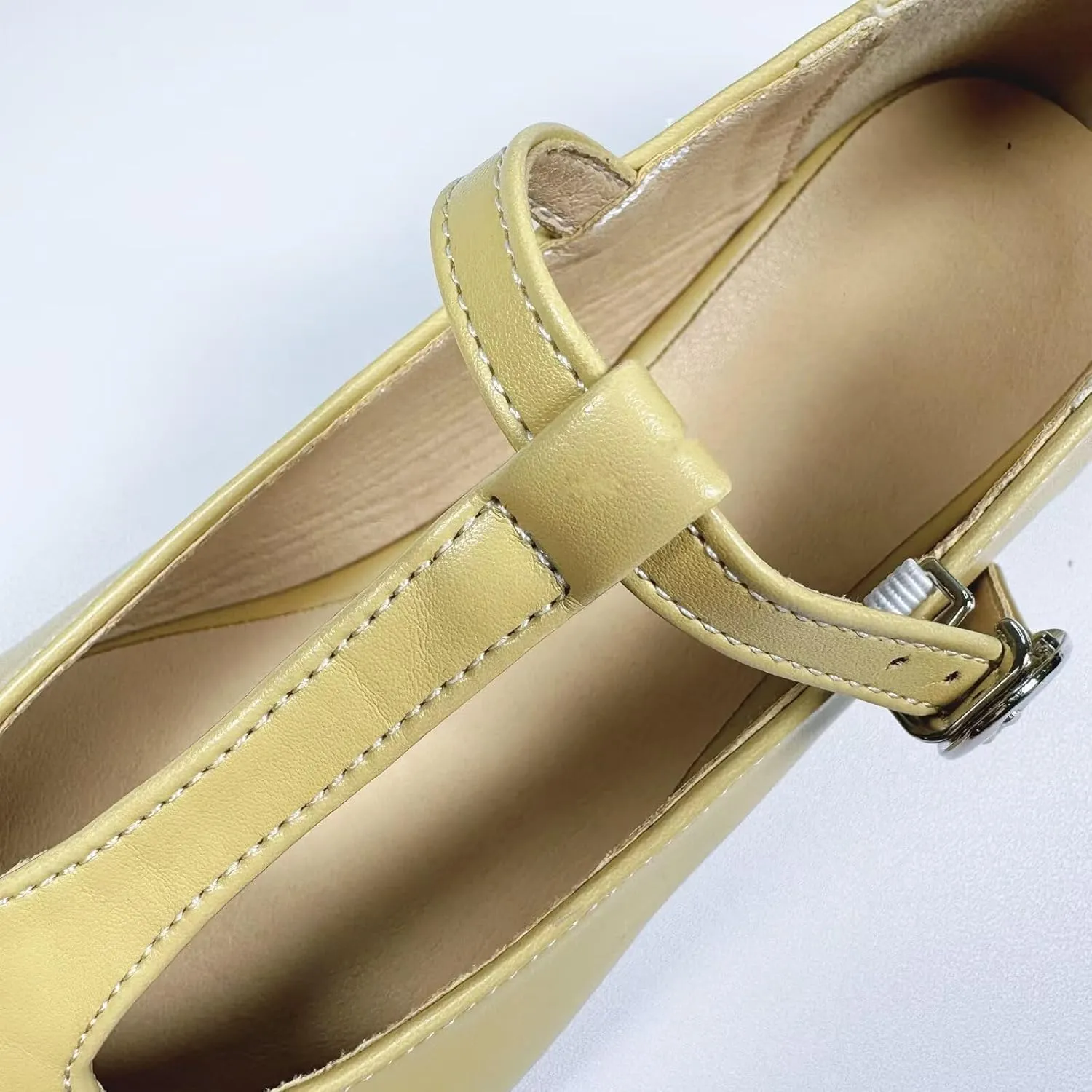 INEELUYI Women's PU Leather Mary Janes Flats Shoes T-Strap Buckle Round Toe Flats Shoes Casual Dressy Ballerina Shoes