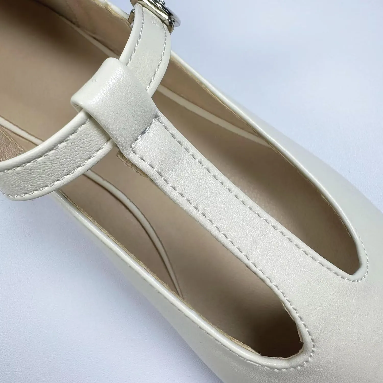 INEELUYI Women's PU Leather Mary Janes Flats Shoes T-Strap Buckle Round Toe Flats Shoes Casual Dressy Ballerina Shoes
