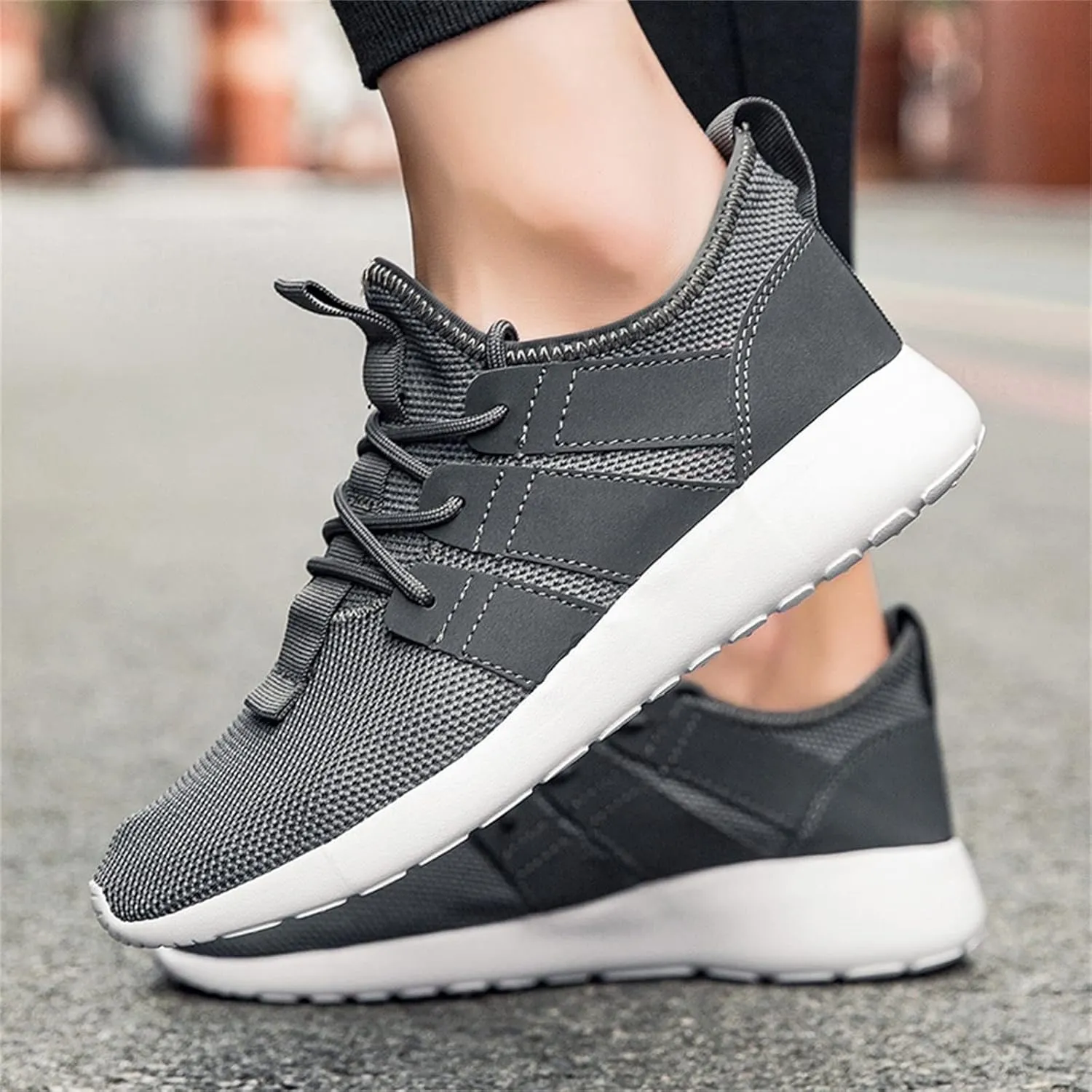 Mens Lightweight Minimalist Shoes Portable Non Slip Fitness Workout Shoe Lightweight Non Slip Sneakers for Men