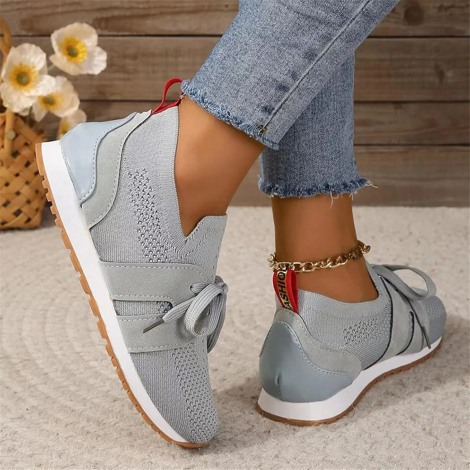 Slip On Sneakers Women Arch Support Walking Shoes Lightweight Casual Athletic Comfort Fashion Tennis Running Sneakers