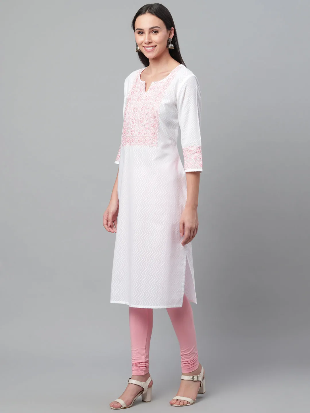 White Chikankari Kurta with Zig-Zag Self Design