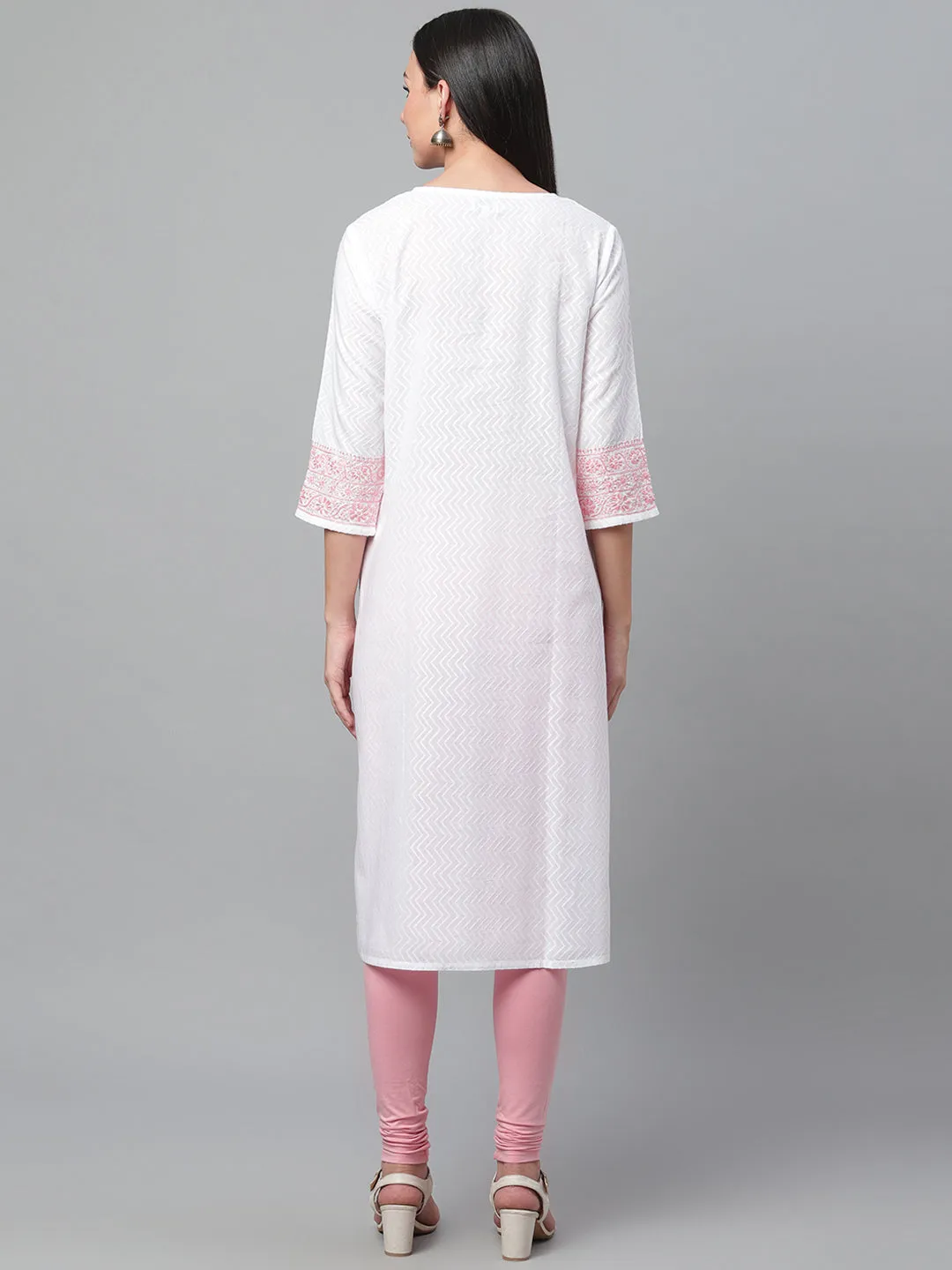 White Chikankari Kurta with Zig-Zag Self Design