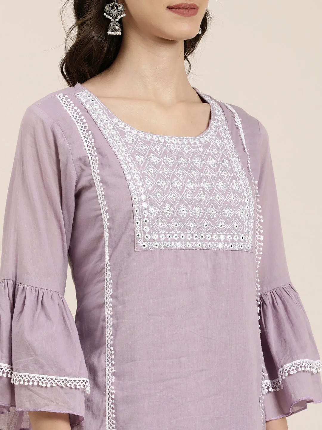 Women Lavender Ethnic Motifs Yoke Design Thread Work Kurta Set With Dupatta