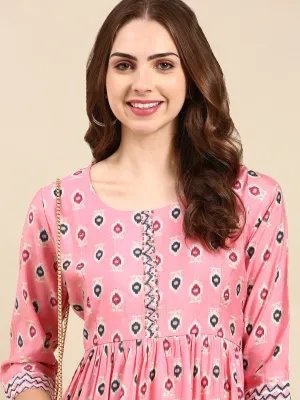 Women Pink Ethnic Motifs Printed Beads and Stones Kurta Set