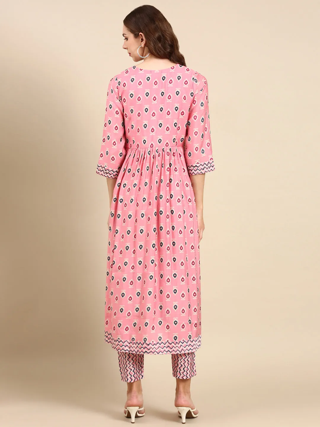 Women Pink Ethnic Motifs Printed Beads and Stones Kurta Set
