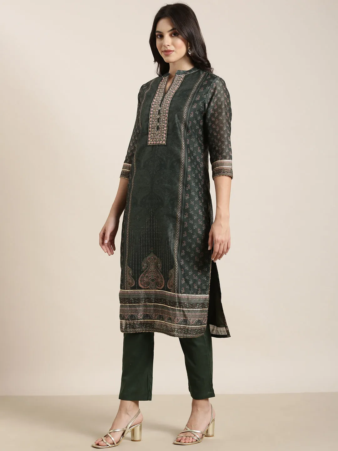 Women Straight Green Paisley Kurta Sets with Trousers & Dupatta