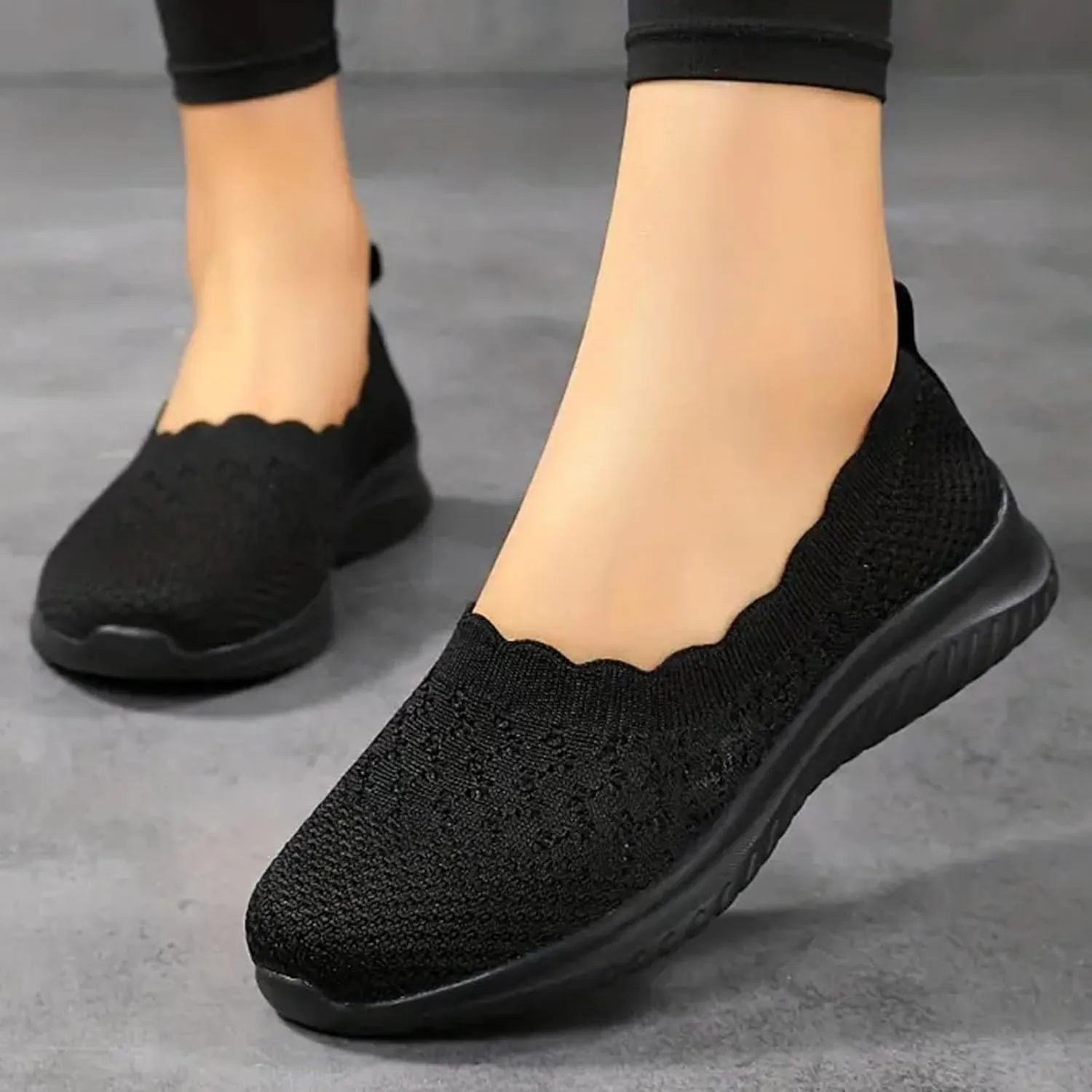 Women's Non Slip Tennis Sneakers Comfortable Low Top Outdoor Walking Shoes Fashion Comfortable Workout Shoes
