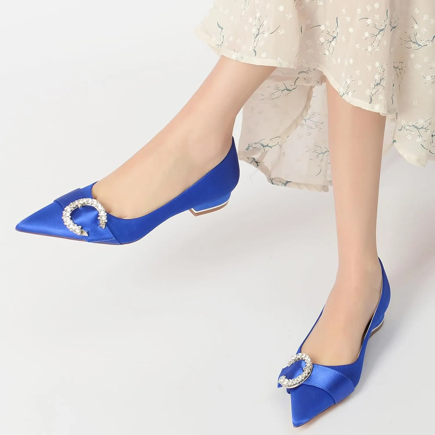 Women's Pointed Toe Wedding Shoes for Bride Rhinestones Slip on Ballet Flats Evening Prom Party Bridal Dress Shoes